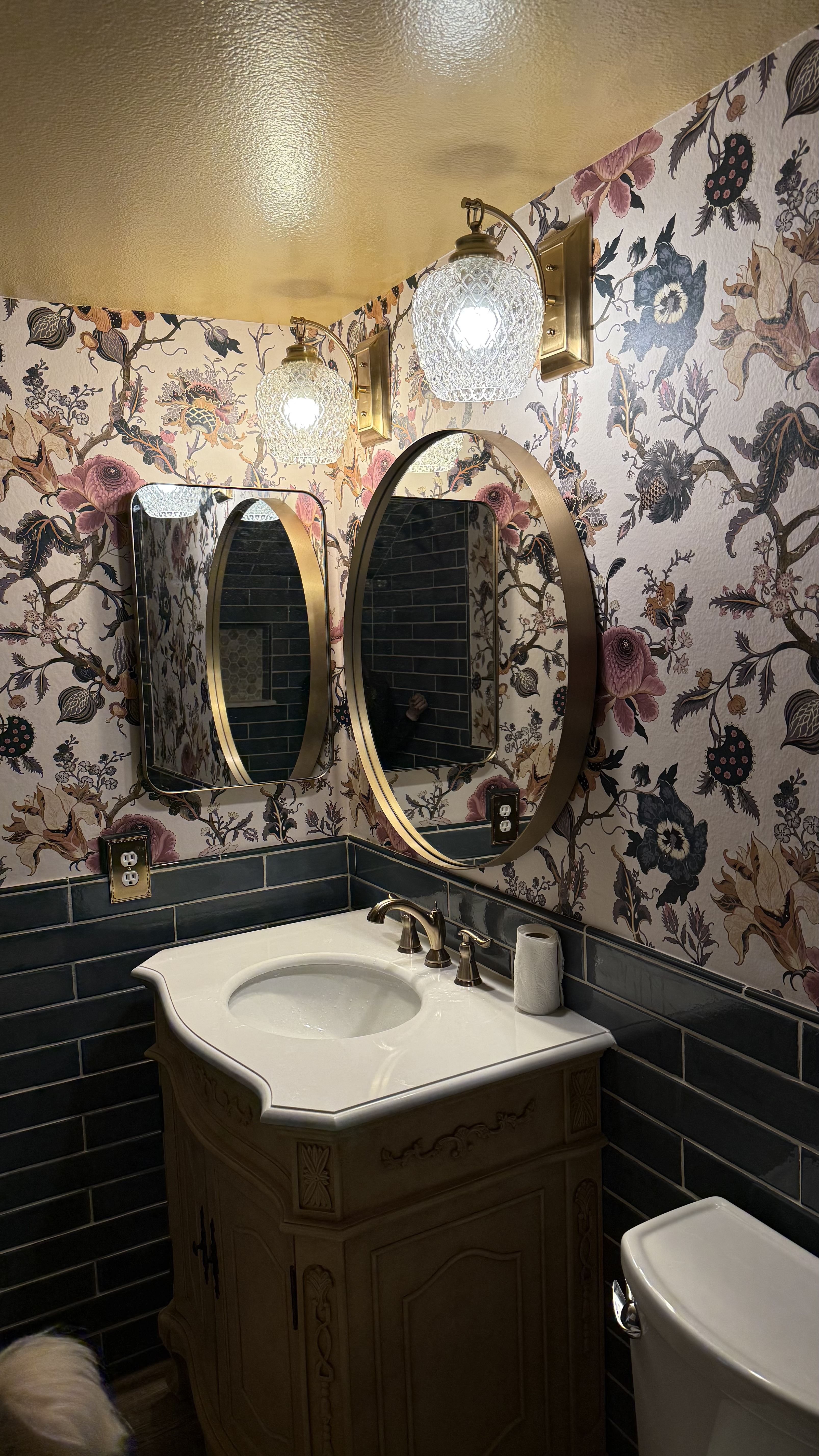 Wallpaper Installation